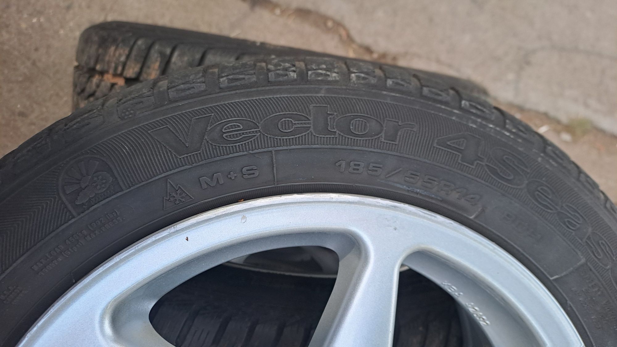 14" 4Х100мм VW, 4X100 Фолксваген джанти с гуми подарък!