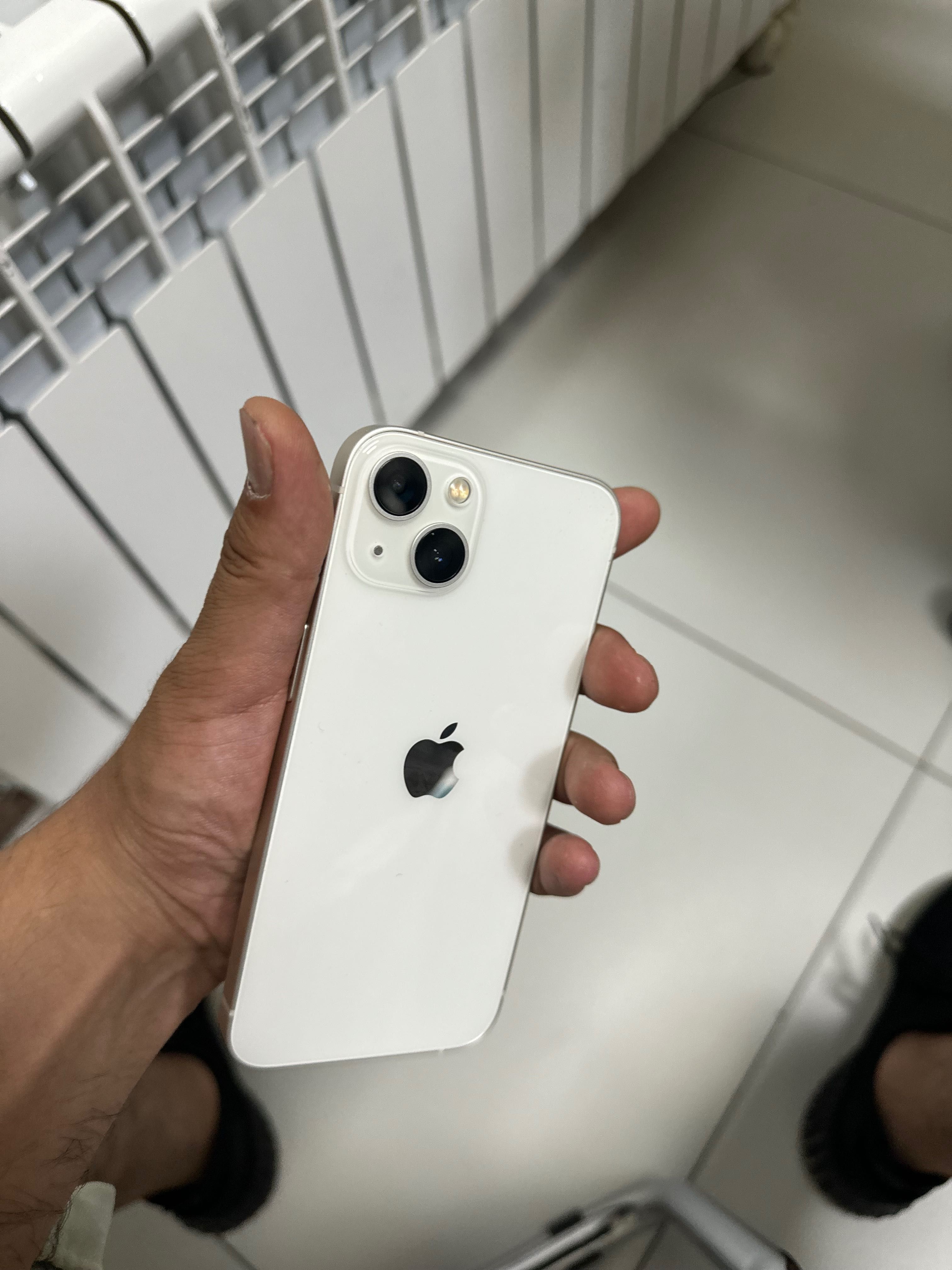 Iphone 13 ideal tinniq holatda
