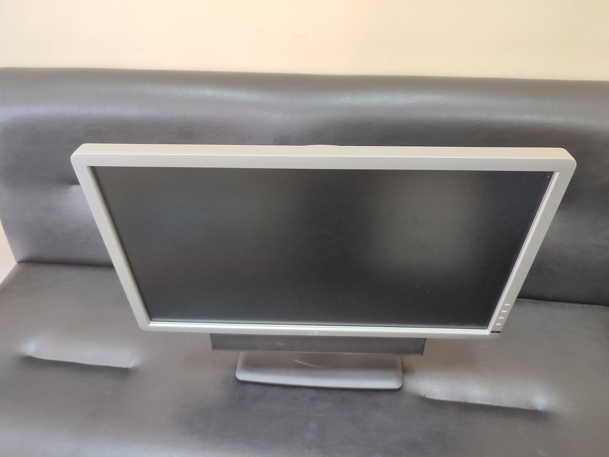 Монитор Dell U2312HM 23" IPS LED