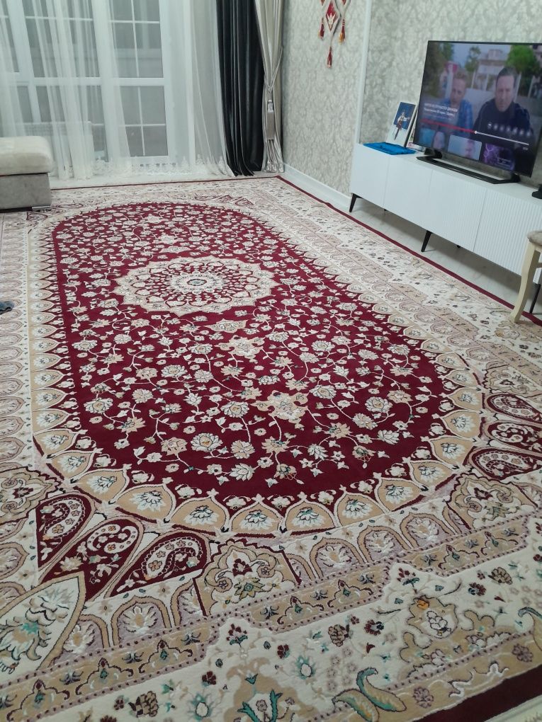 Продам ковёр шерстяной