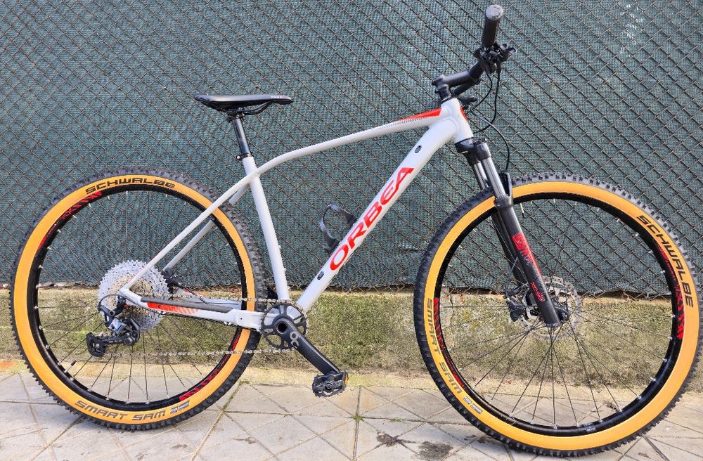 Orbea Alma 29 цола 1x12 SLX, Rockshox Judy Въздушна вилка, куха ос Цен