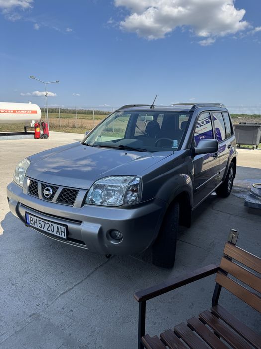 Nissan Xtrail 2.2d 4x4 la buton