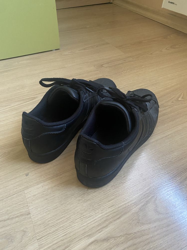 Обвки adidas superstar 43 и 1/3