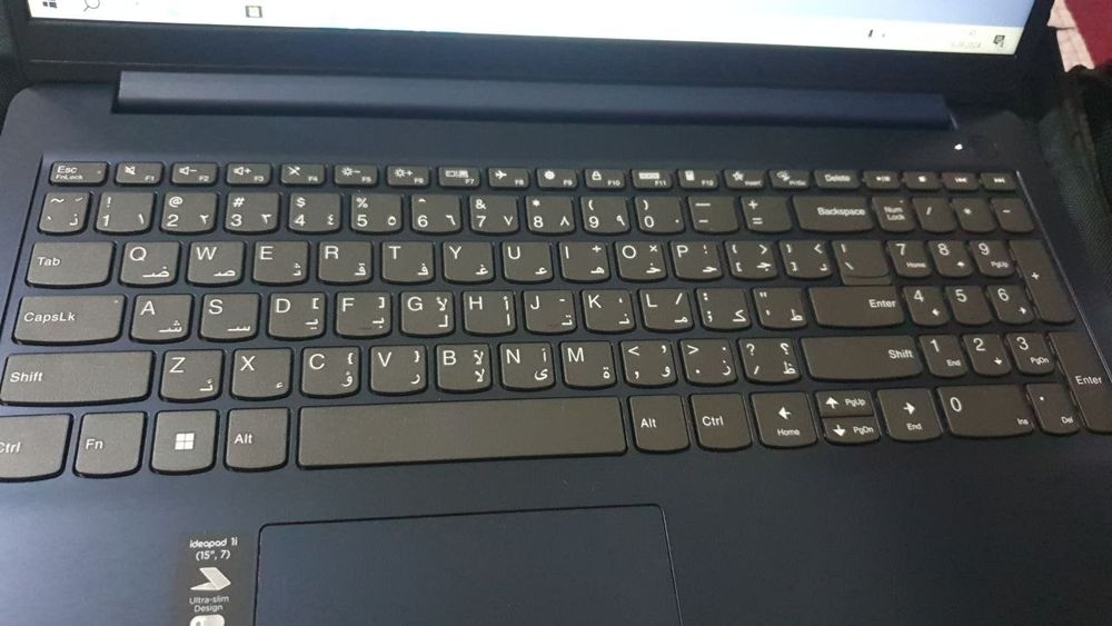 Lenovo noutbook 1 oy ishlatilingan sotiladi