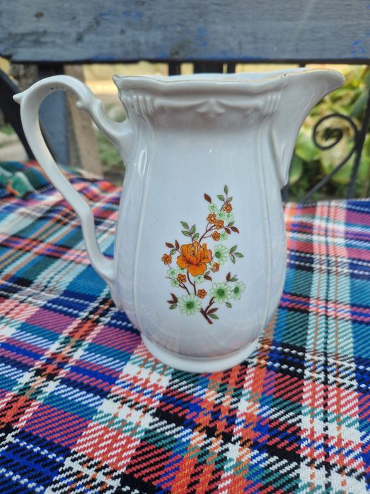 Стар порцелан,от Соца