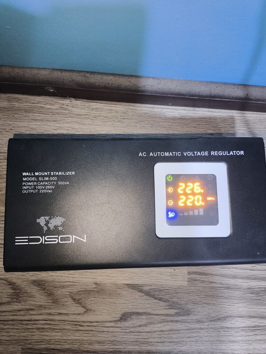 Стабилизатор напряжения