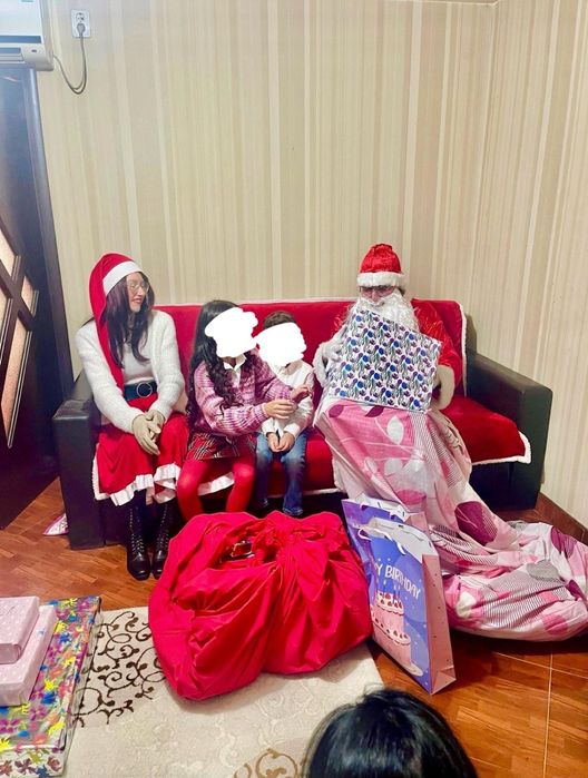 Vizita Mos Craciun si Craciunita in Craiova: Gradinite, Scoli, Acasa