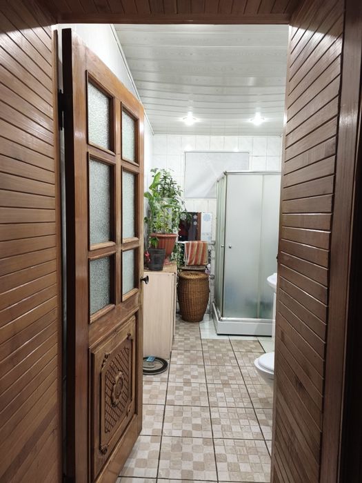 Продаем дом из 5 комнат с зимним садом и гостевым домиком ост.Луговая