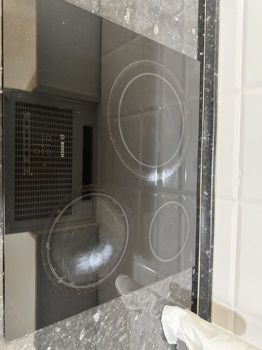 Продам духовку, варочную поверхность и вытяжку