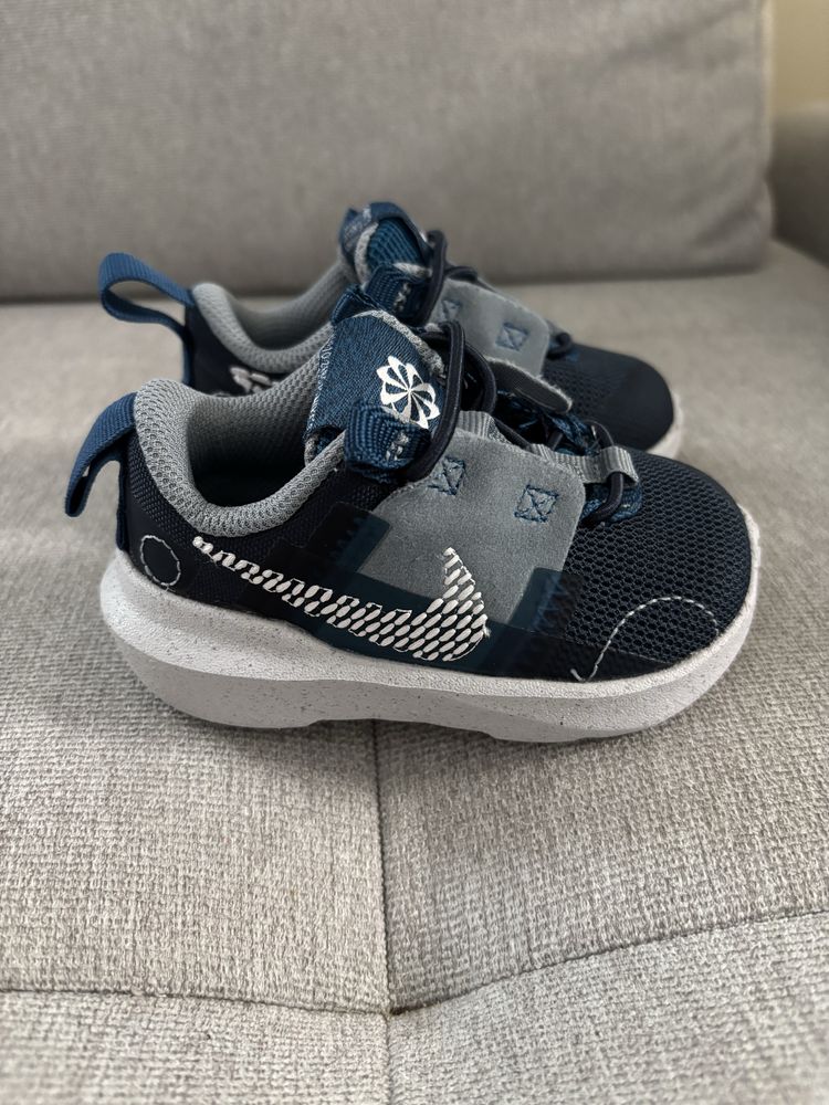 Бебешки маратонки Nike