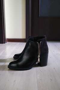 Botine Stradivarius