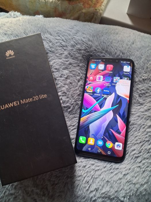Продам телефон HUAWEI Mate 20 lite