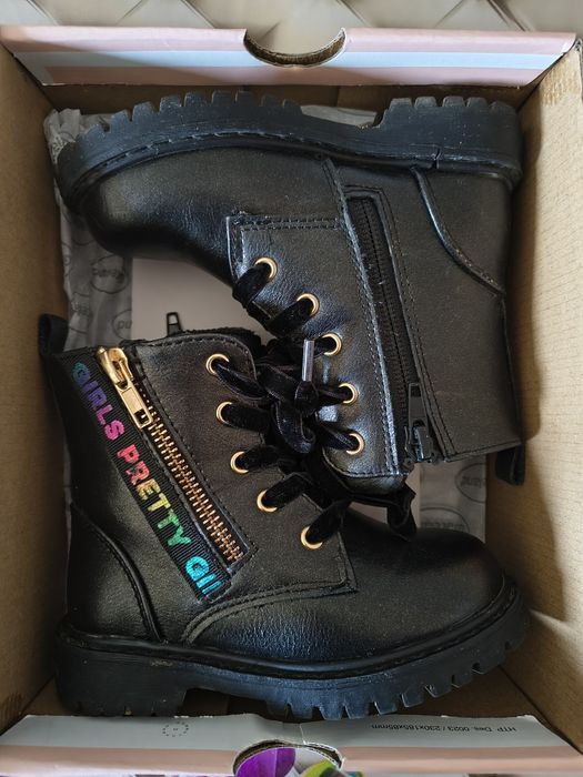 Ghete Graceland mărime 24