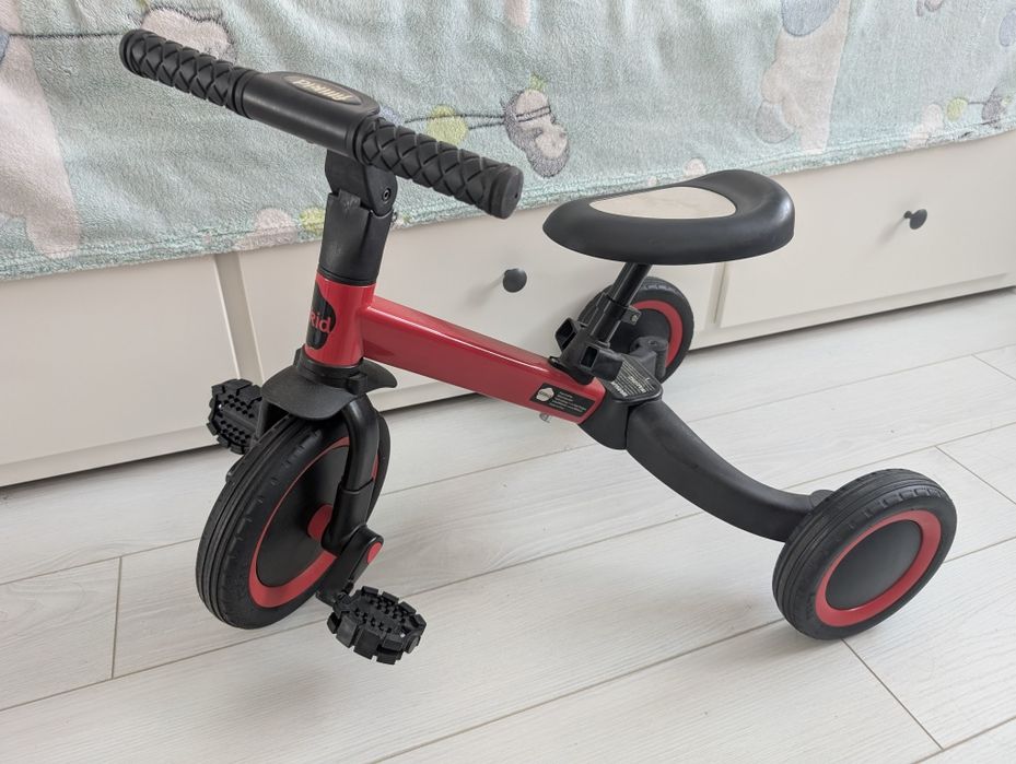 Tricicleta transformabila in bicicleta, Red&Black, Fillikid
2in1 funct