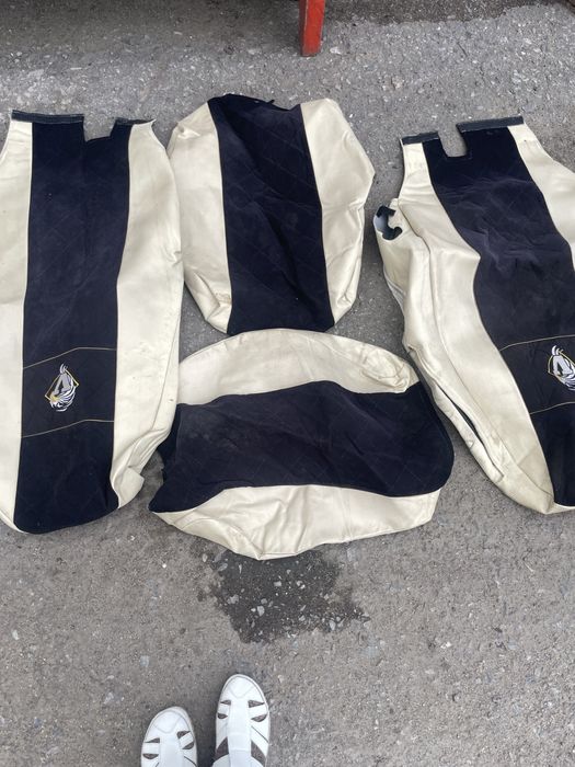 Продам чехлы  шторки на авто