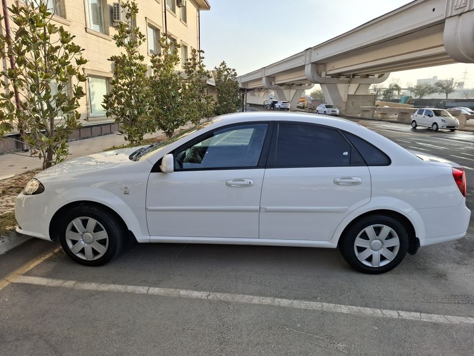 Авто машина ЖЕНТРА ,  2020 йил, 49 500 ПРОБЕГ, Белый, механика, 1 хоза