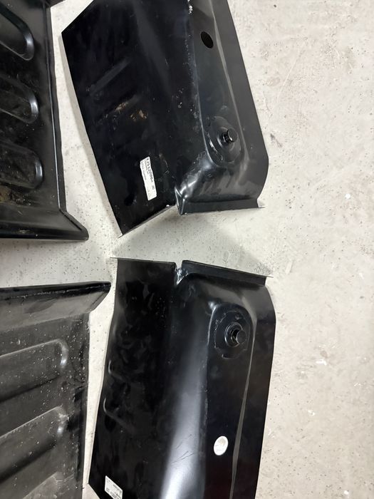 Чисто нови оригинални подове и пети Ягуар XJS Jaguar