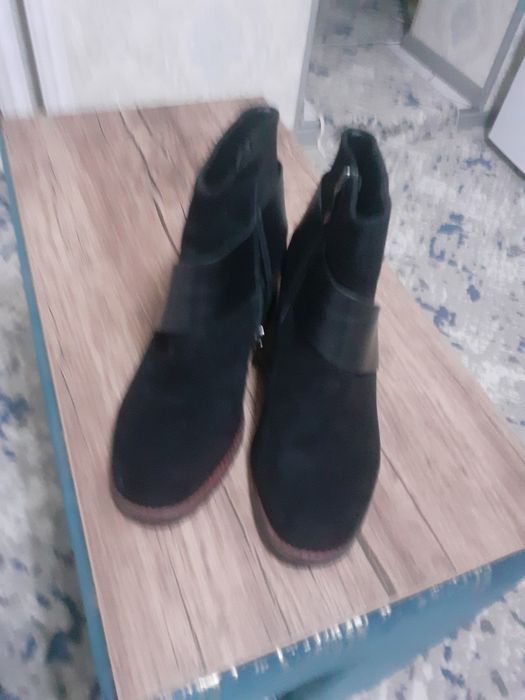 Замшевые зимние сапоги 38 размер