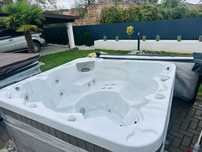 Jacuzzi superb premium