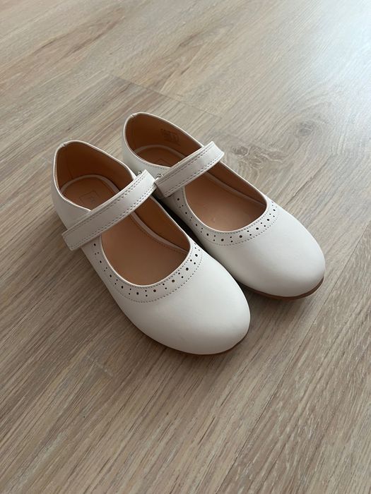 Продам туфли р. 33