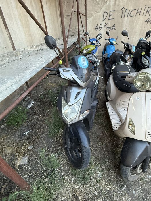 Scutere fara permis de inchiroat