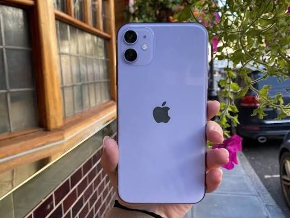 Продам iPhone 11 128GB Purple
