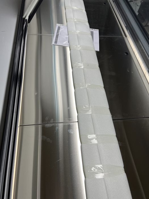 Vitrina frigorifica orizontala pentru carne si mezeluri din import