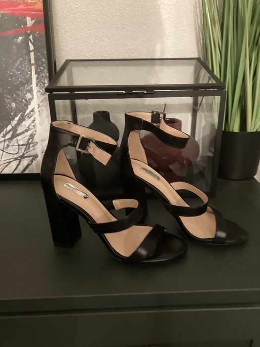 Обувки Zara и очила Kylyan