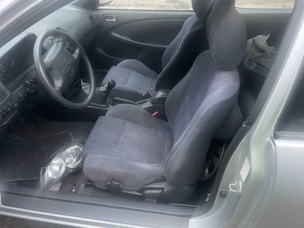 Тойота корола 1.4 VVTI / Toyota Corolla 1.4 VVTI на части