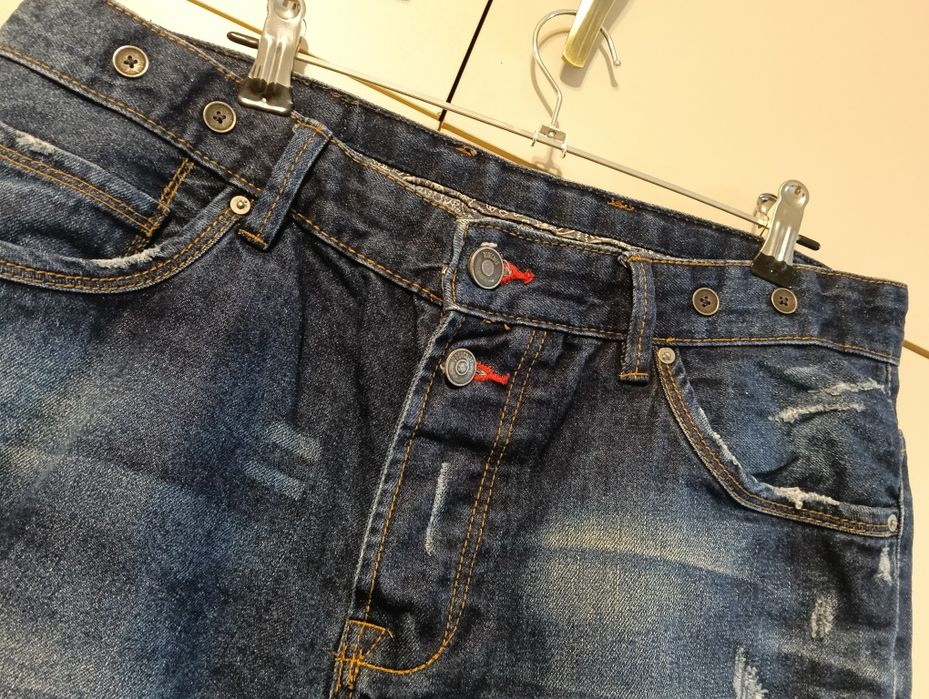 Vând blugi bărbați Piazza Italia, mărimea 44
