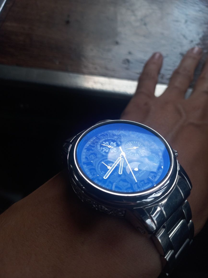 Часы Patek Philipре! Стильные!