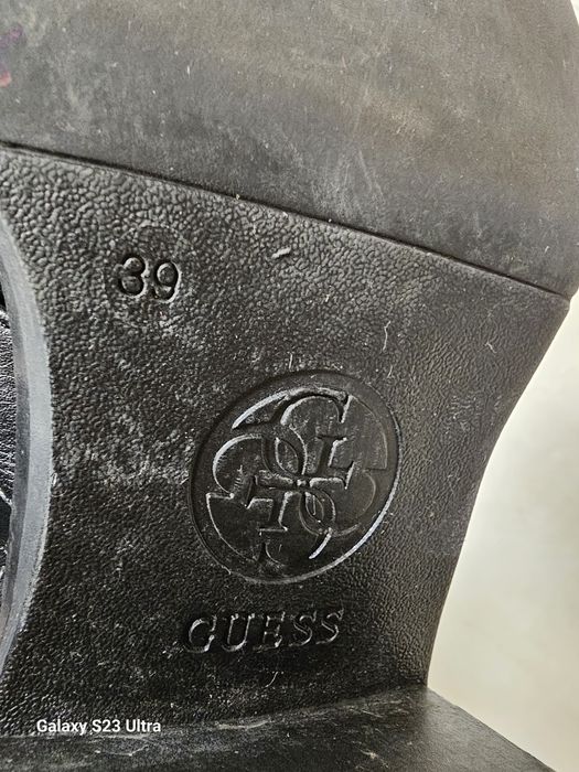 Ghete Guess mărimea 39