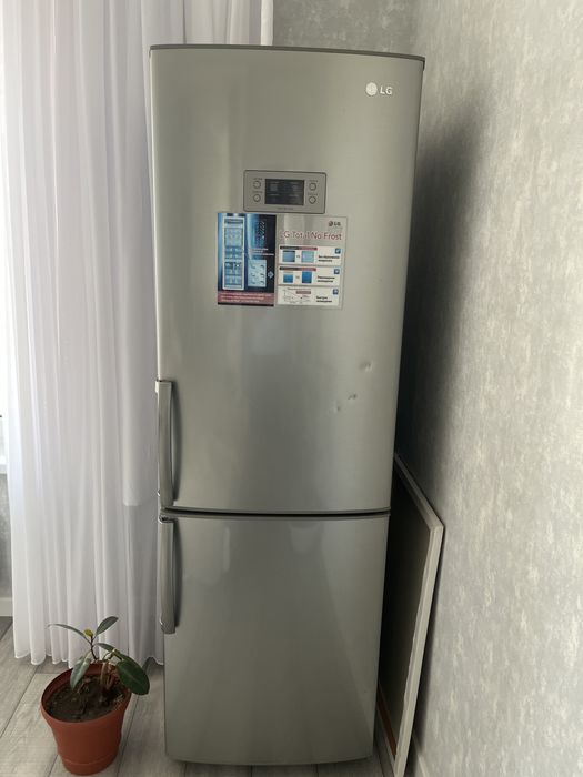 Холодильник от LG