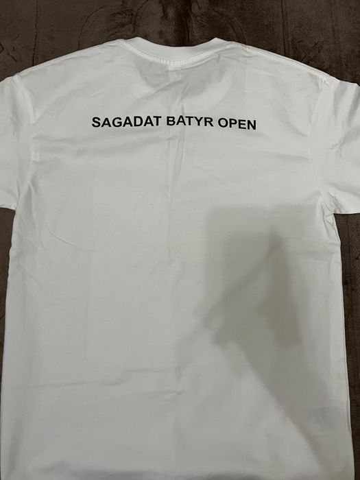 Футболка с подписью шавката рахмонова