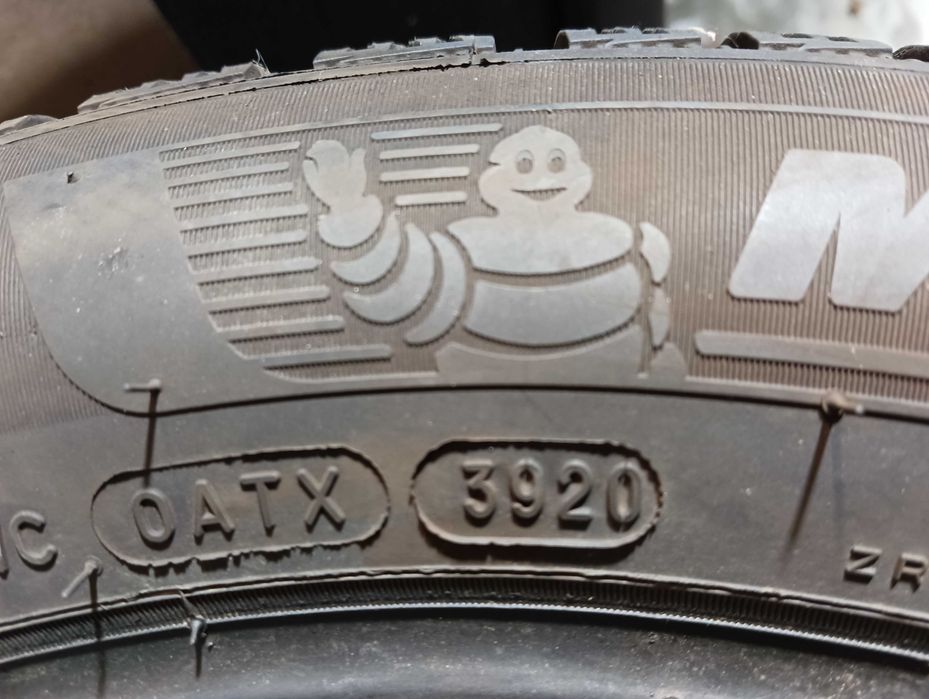 205/55/16  Michelin Alpin 6