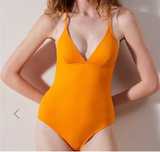 Costum de baie..