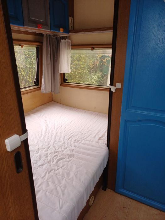 Rulota Hobby 3 locuri cu acte de Germania