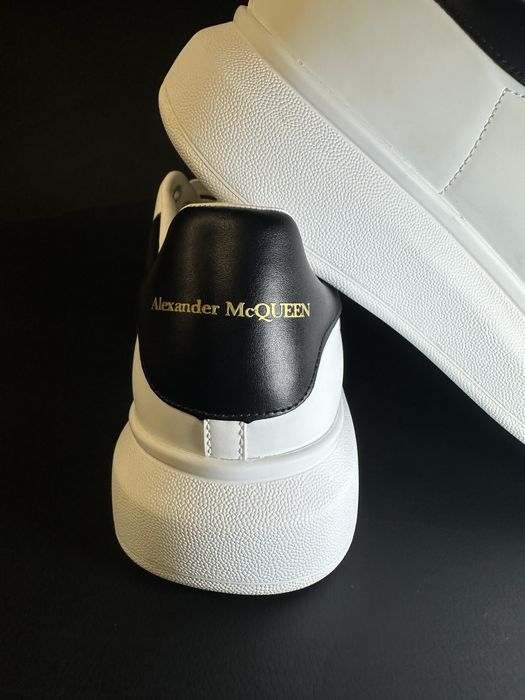 Alexander McQueen 43 white