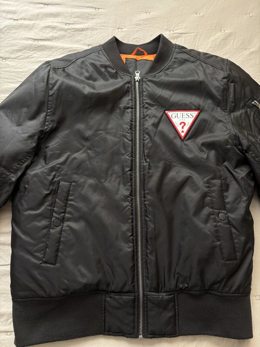 Guess зимно яке Бомбер ново