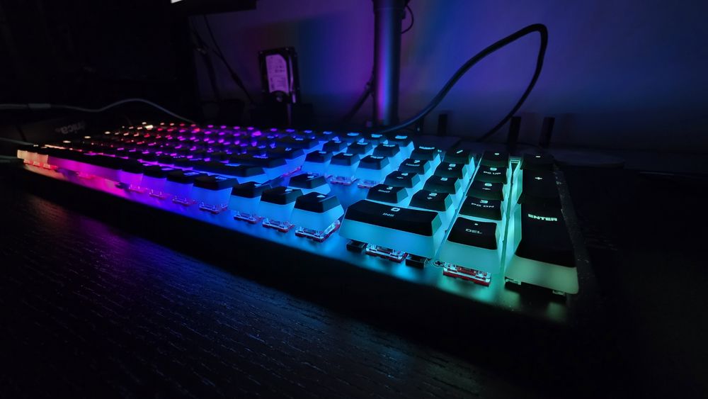 Tastatură mecanica gaming  HyperX Alloy Elite 2 – stare excelenta