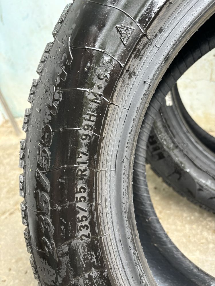 2бр. гуми 235/55/17 Pitelli M+S