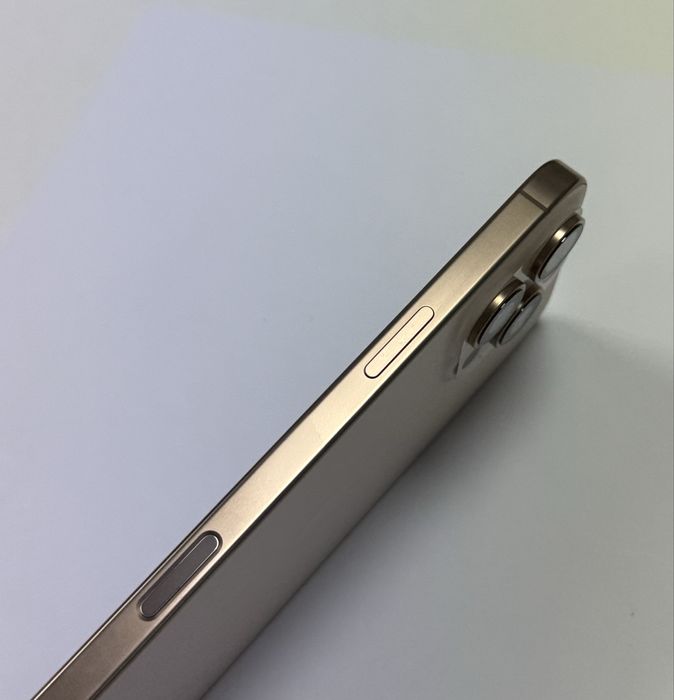 Iphone 16 Pro Max/Desert Titanium/256 Gb + Husa Velante