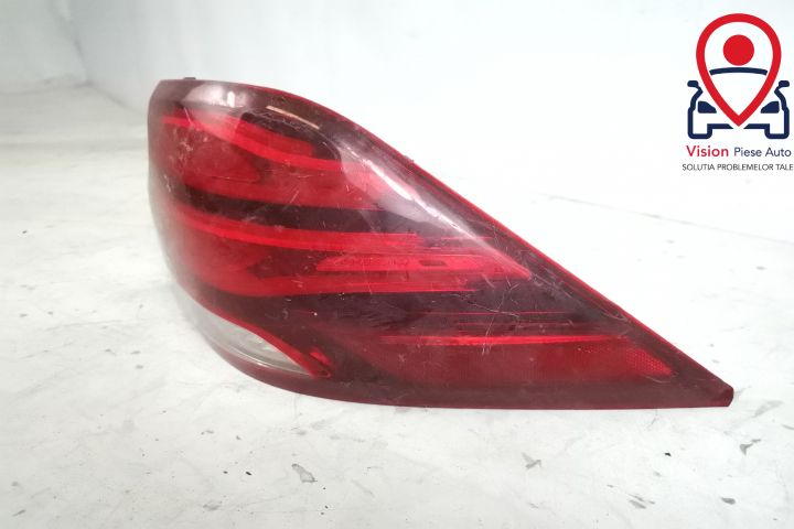 Стоп Десен Калник Оригинален Led ПОВРЕДЕН Мерцедес-Бенц / Mercedes-Ben