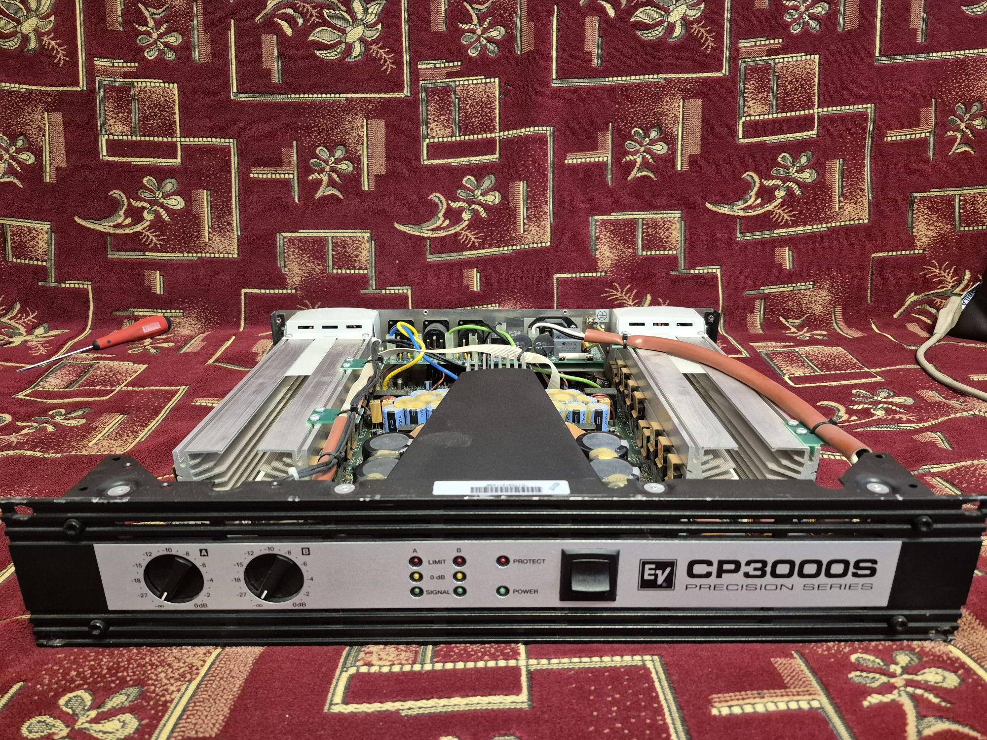 Electrovoice CP3000S ca LX2200