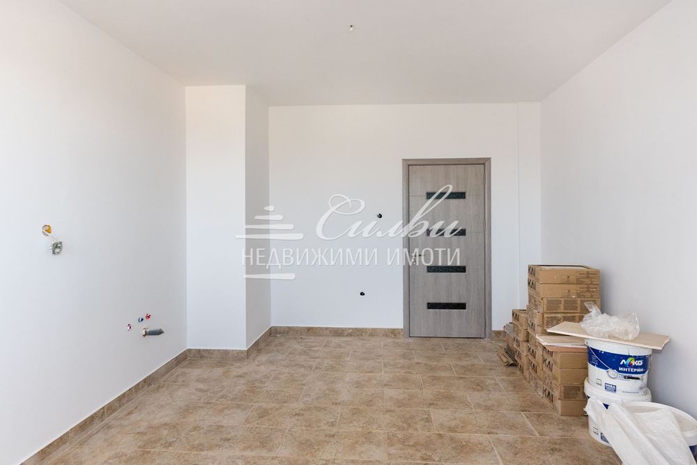 Двустаен ТУХЛЕН РАЗШИРЕН преустроен в ТРИСТАЕН апартамент - кв.Център!