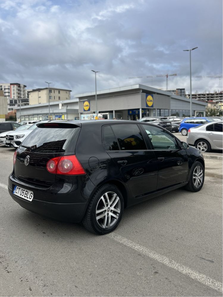 Volkswagen Golf V