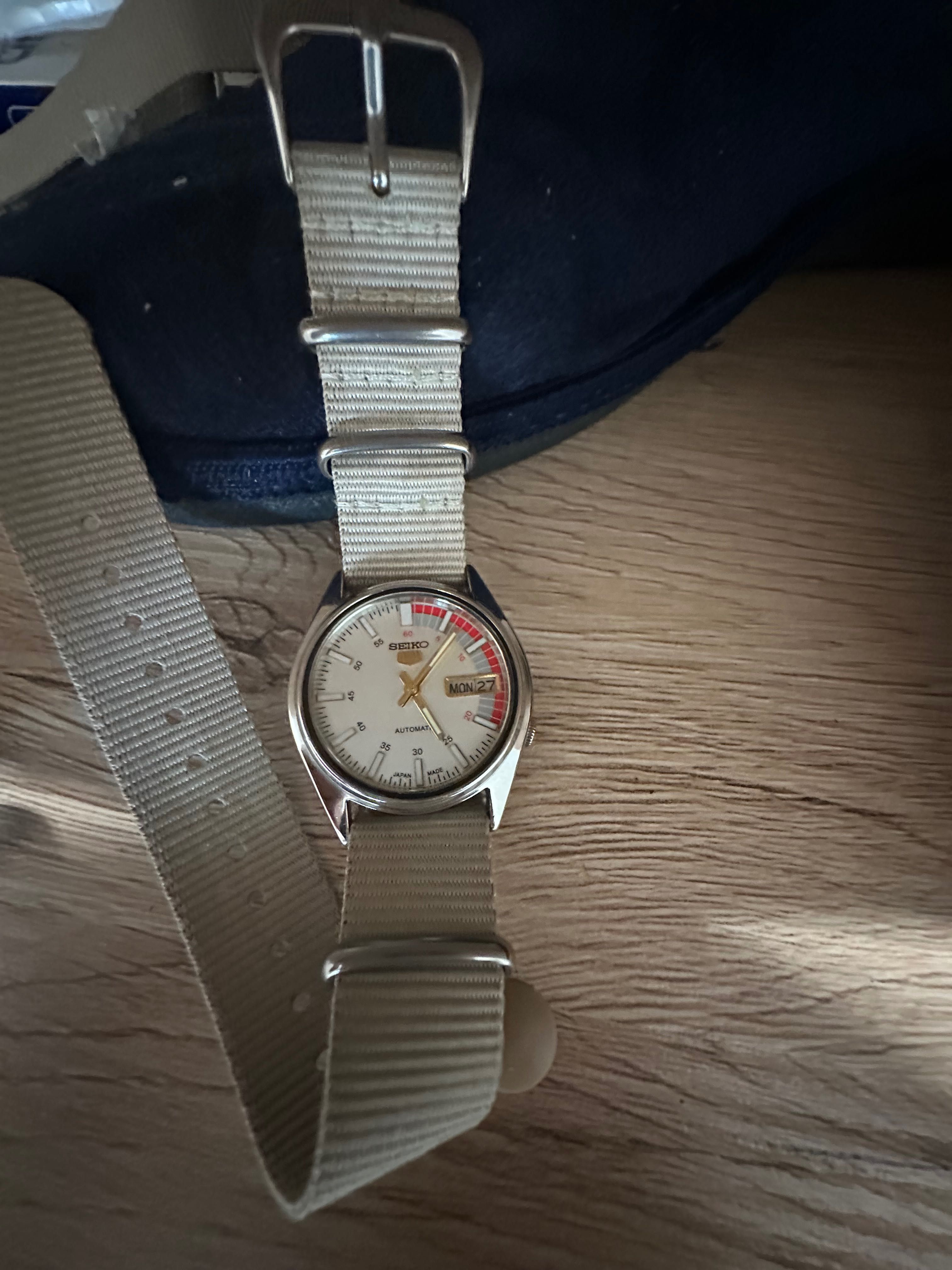 Seiko 5 Racing Sports Dial - 80s