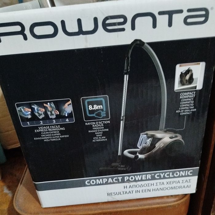 Турбо четка за прахосмукачка ровента.