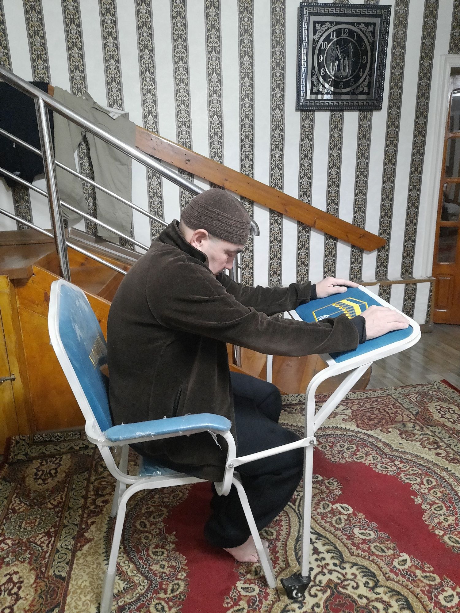 Намаз Оқитин СТУЛ