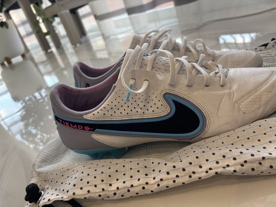 Nike Tiempo, номер44.5 Носени само 2 месеца